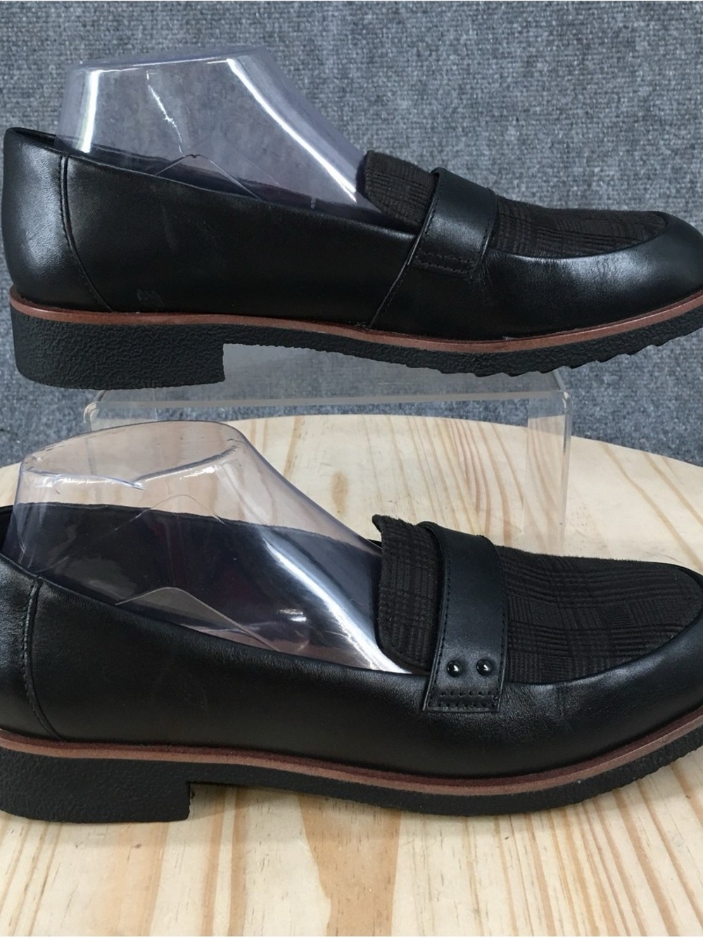 Clarks Black Leather Women’s Slip-On Loafers